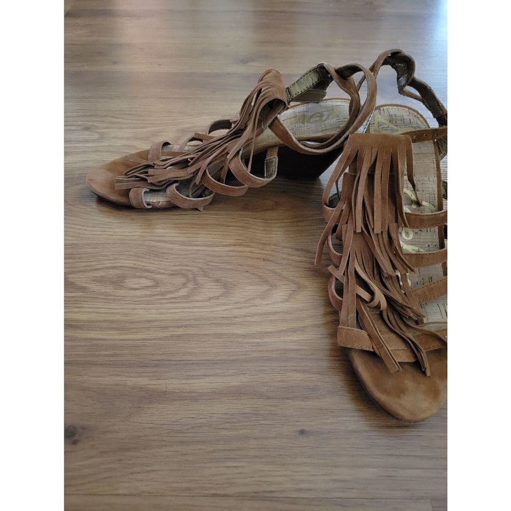Sam Edelman Sandra Fringe Wedge - Picture 3 of 13